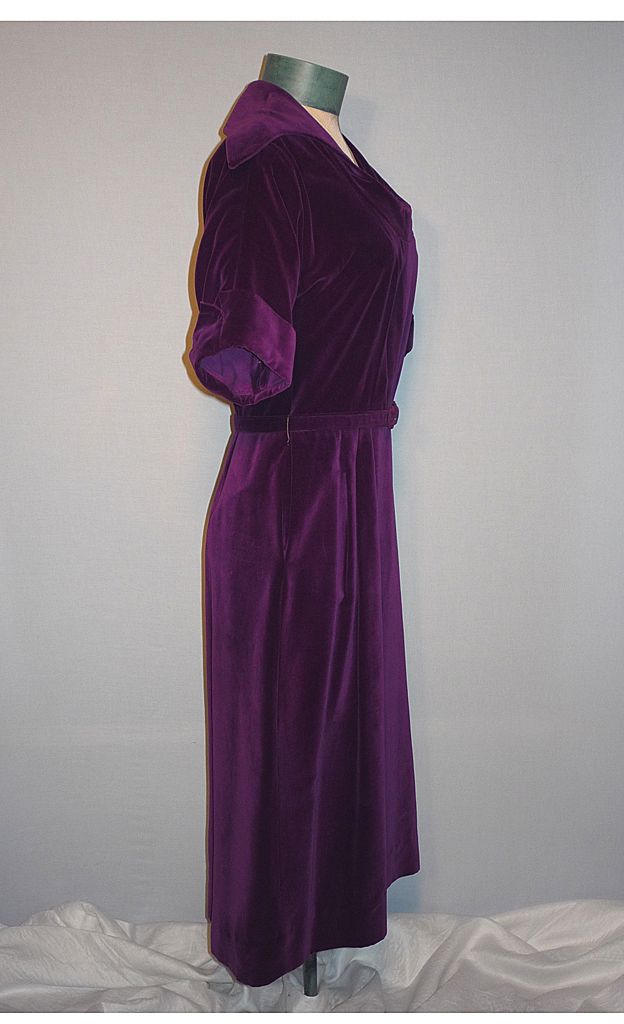 1950s Michael Kent and Printzess Fashion Purple Velvet Cocktail Dress 1950s Michael Kent and Printzess Fashion Purple Velvet Cocktail Dress