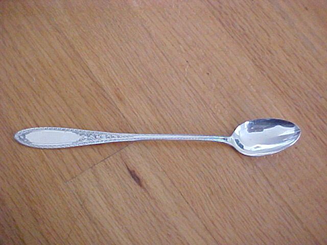 1928 Rogers Oneida Silverplate 8 Iced Tea Spoons-Ramona-Lakewood-Brentwood Pattern 1928 Rogers Oneida Silverplate 8 Iced Tea Spoons-Ramona-Lakewood-Brentwood Pattern