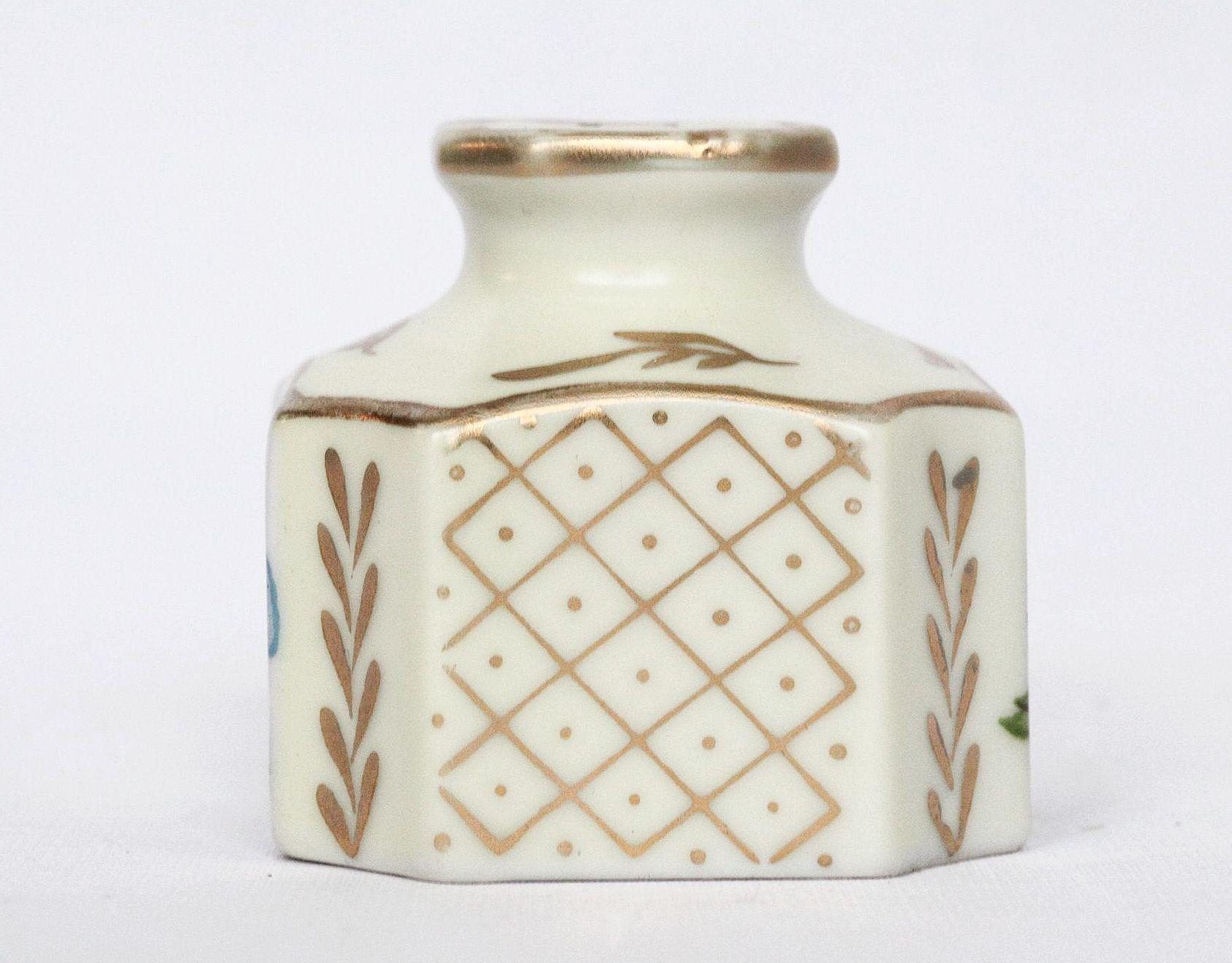 Cream Colored Porcelain Vintage Gold-Leafed Inkwell with Flowers with Mark Cream Colored Porcelain Vintage Gold-Leafed Inkwell with Flowers with Mark