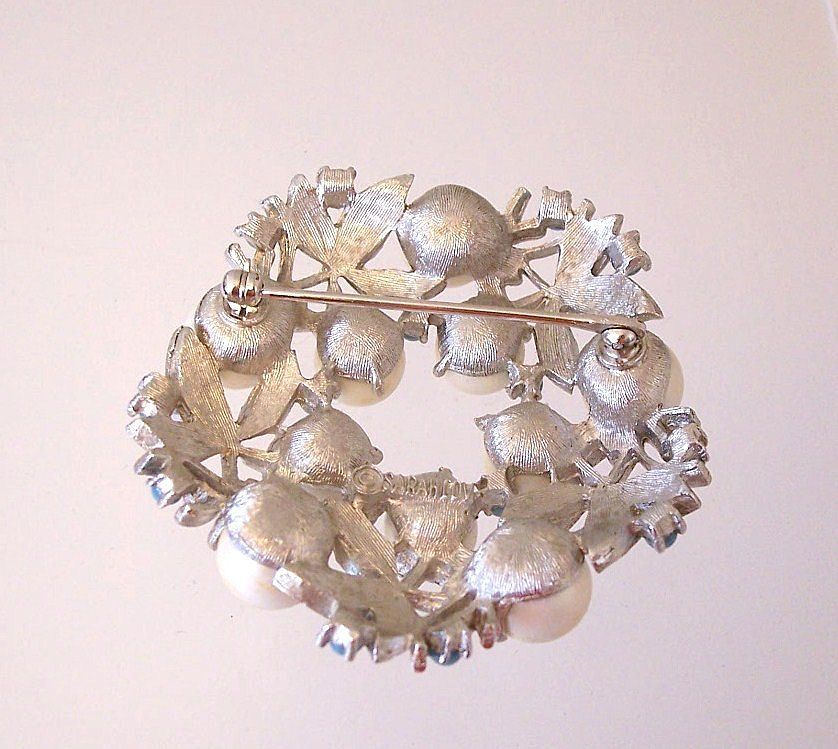Sarah Coventry "Alaskan Summer" Brooch and Earrings Set Sarah Coventry "Alaskan Summer" Brooch and Earrings Set