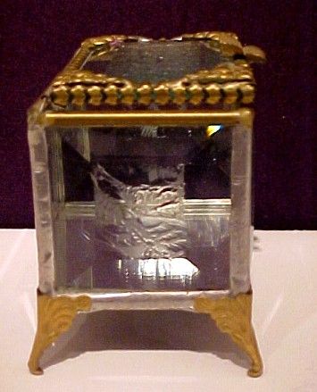 Vintage Etched Glass Trinket Box Butterfly Vintage Etched Glass Trinket Box Butterfly
