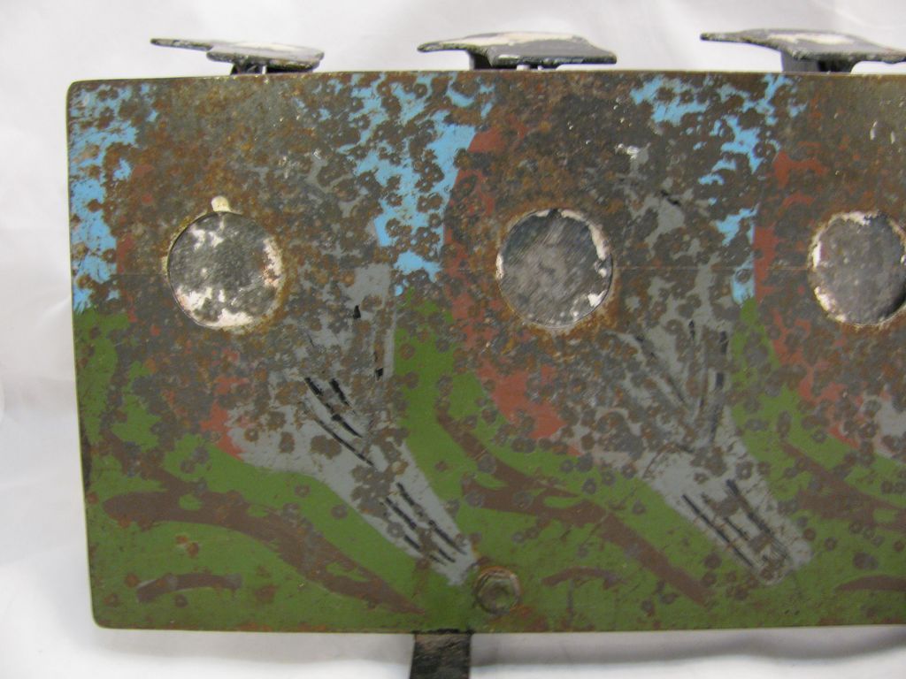 Vintage Painted Carnival Iron Bird Shooting Target Game Vintage Painted Carnival Iron Bird Shooting Target Game