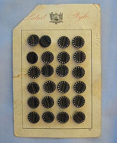 Glittery Set of 24 Vintage Buttons – Original "Latest Style" Card Glittery Set of 24 Vintage Buttons – Original "Latest Style" Card
