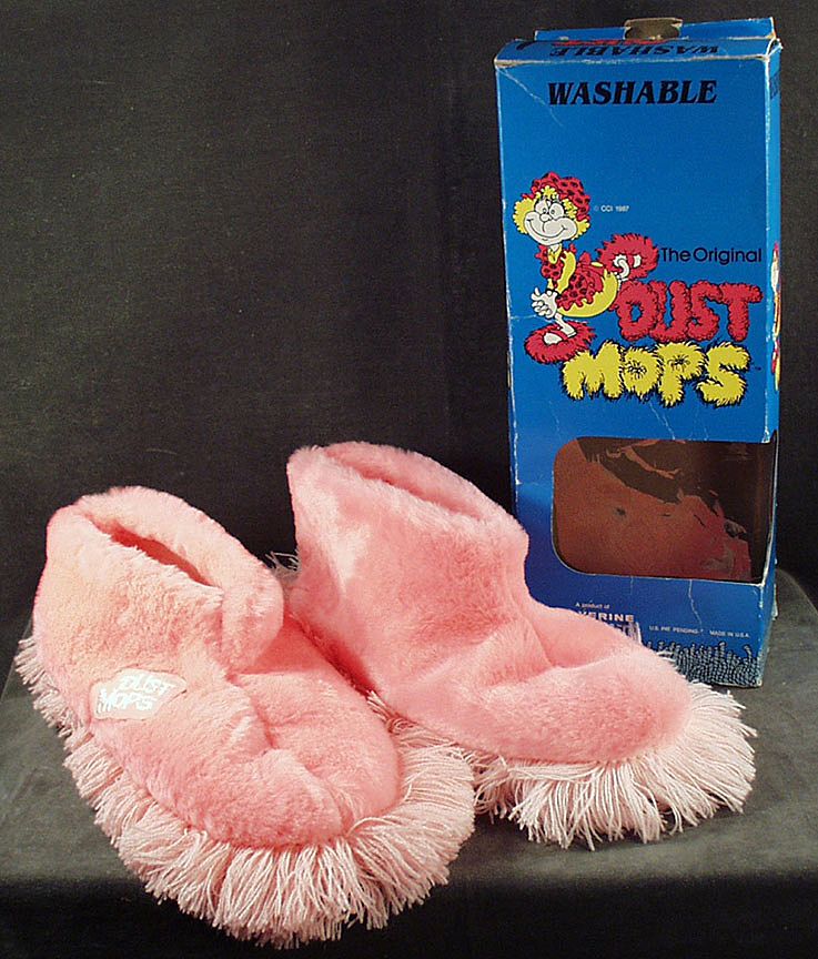 Vintage Dust Mops - Hot Pink Slippers with Original Box Vintage Dust Mops - Hot Pink Slippers with Original Box