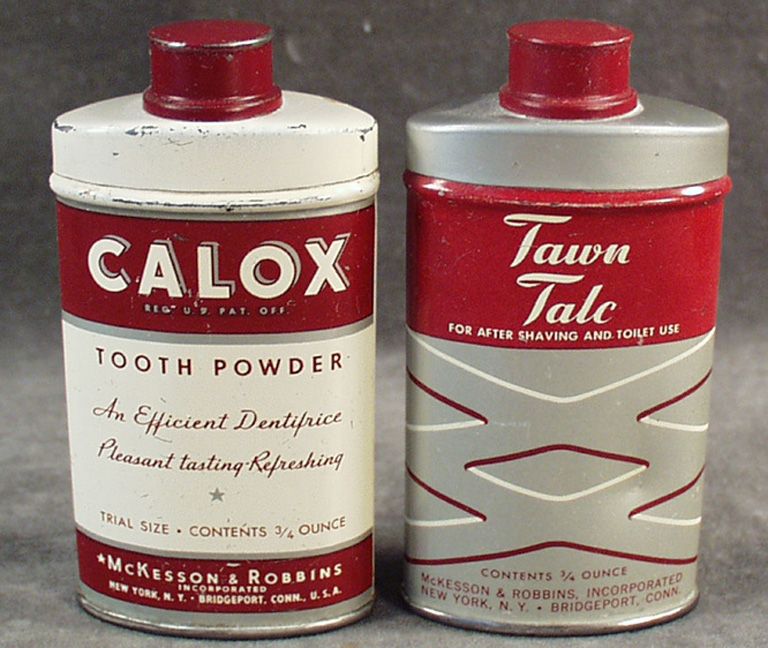 Little Tins for Decorating the Bathroom Little Tins for Decorating the Bathroom