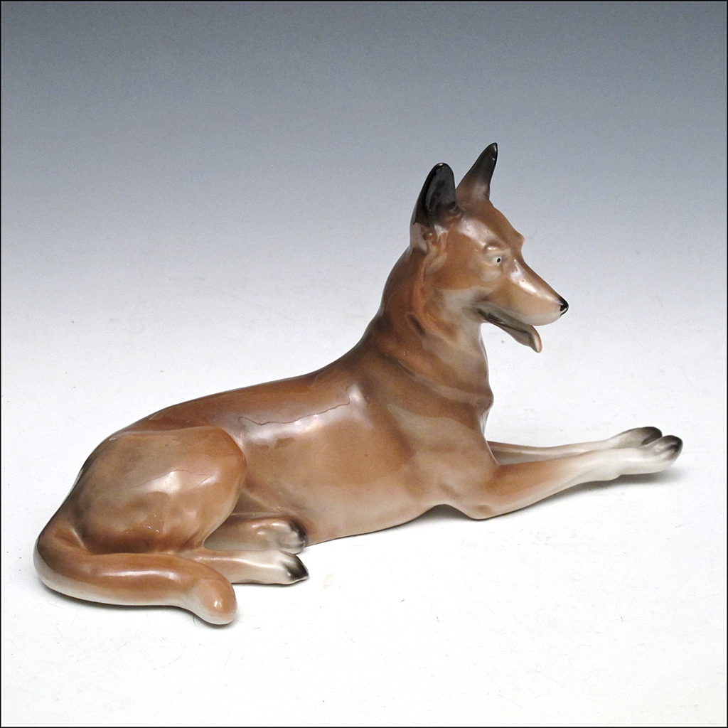 malinois figurine