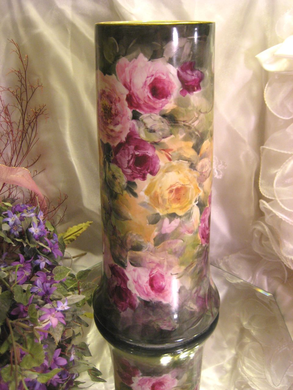 Magnificent Antique Limoges France Large ~ Stunning Victorian Hand Painted Museum Quality ~ Breathtaking ROSES ~ Massive Huge Mold ~ Superb Masterful Painting Artist Signed ~ Circa 1900 Magnificent Antique Limoges France Large ~ Stunning Victorian Hand Painted Museum Quality ~ Breathtaking ROSES ~ Massive Huge Mold ~ Superb Masterful Painting Artist Signed ~ Circa 1900