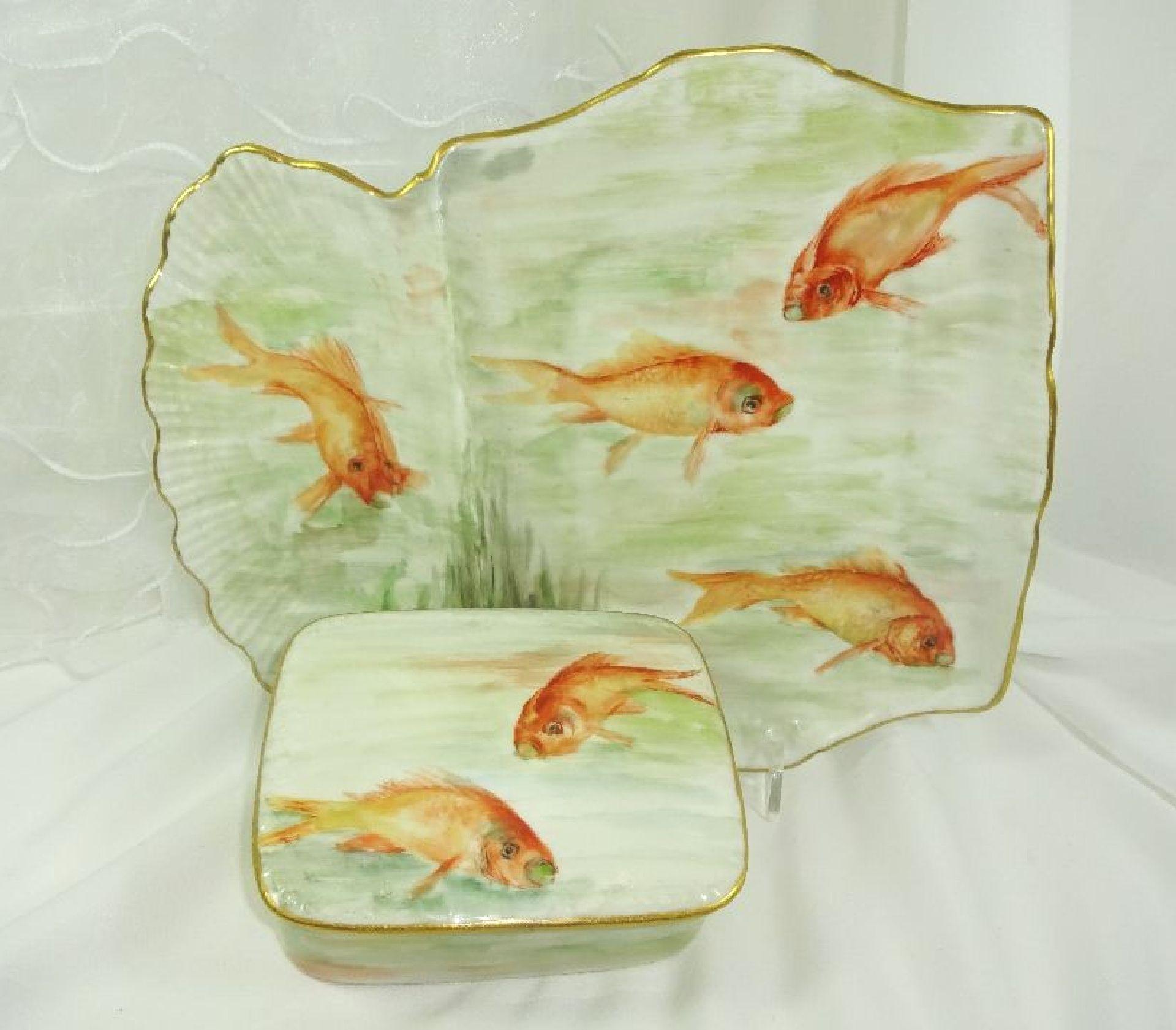 T&V - Limoges - Sardine Box with Tray - Gold Fish - Artist Signed - Dated 1915 T&V - Limoges - Sardine Box with Tray - Gold Fish - Artist Signed - Dated 1915