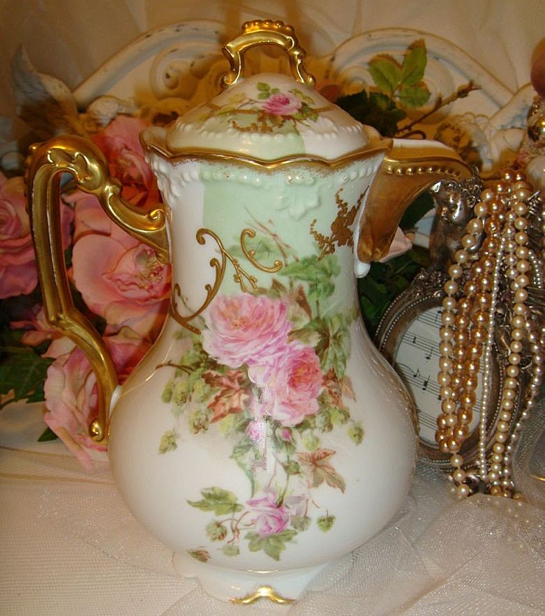 Stunning Limoges Chocolate Pot with Pink Roses Stunning Limoges Chocolate Pot with Pink Roses