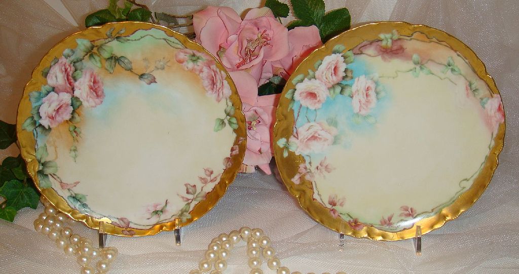 Lovely Haviland Limoges Plate with Hand Painted Pink Roses Lovely Haviland Limoges Plate with Hand Painted Pink Roses