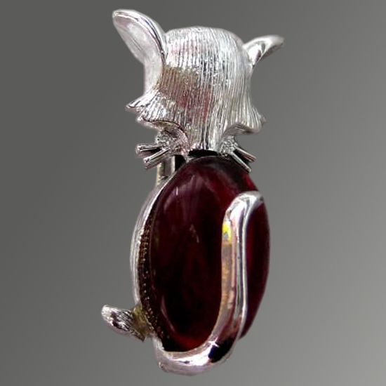 Cat Pin with Red Glass Belly Signed JJ Cat Pin with Red Glass Belly Signed JJ