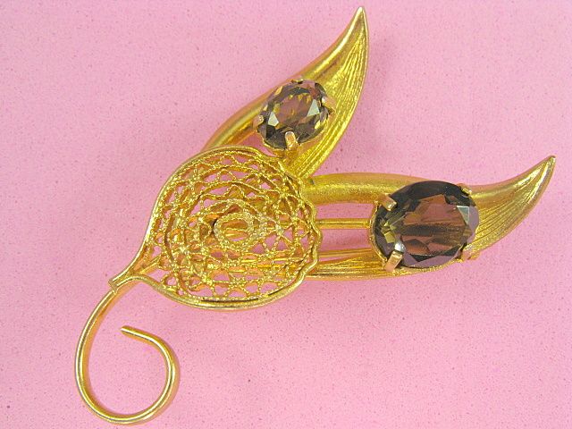 Vintage Floral Rhinestone Brooch Vintage Floral Rhinestone Brooch
