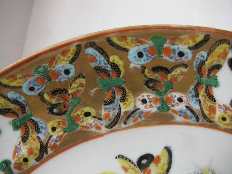 Chinese Export Plate, Canton 100 Butterfly Pattern, Antique 19th C Chinese Export Plate, Canton 100 Butterfly Pattern, Antique 19th C