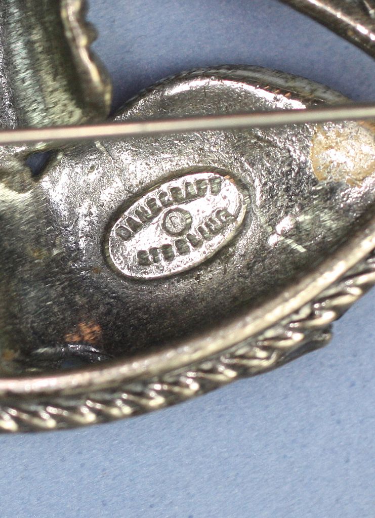 Vintage Sterling Leaf Motif Brooch Danecraft Vintage Sterling Leaf Motif Brooch Danecraft