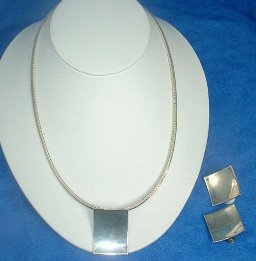 Vintage Sterling Modernist Necklace and Earrings Demi-Parure Set Vintage Sterling Modernist Necklace and Earrings Demi-Parure Set