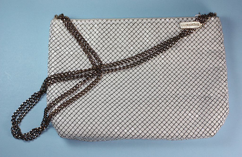 Whiting and Davis Classic White Mesh Shoulder Handbag Whiting and Davis Classic White Mesh Shoulder Handbag
