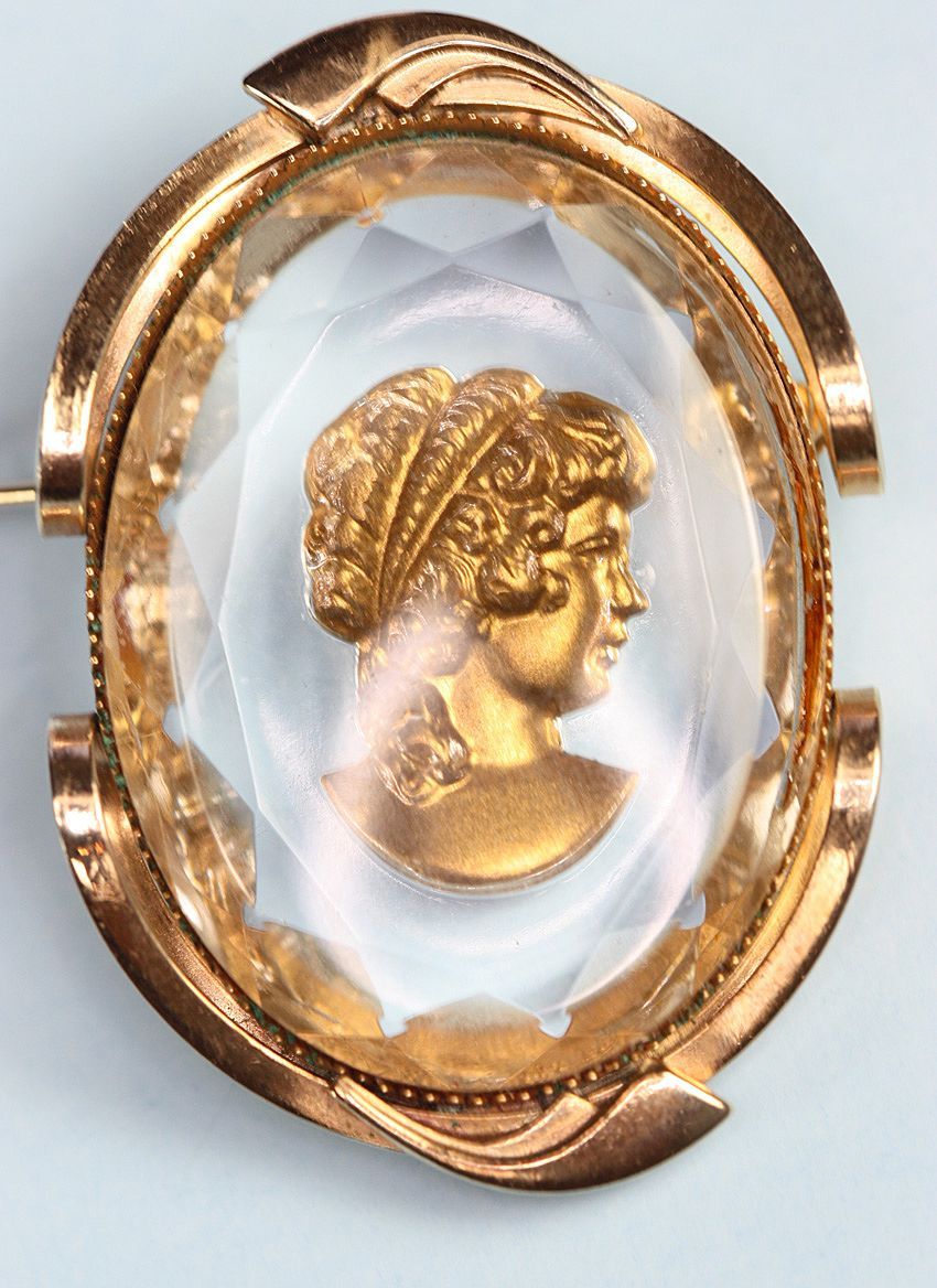 Vintage Austrian Crystal Cameo Brooch Reverse Carved Intaglio Vintage Austrian Crystal Cameo Brooch Reverse Carved Intaglio