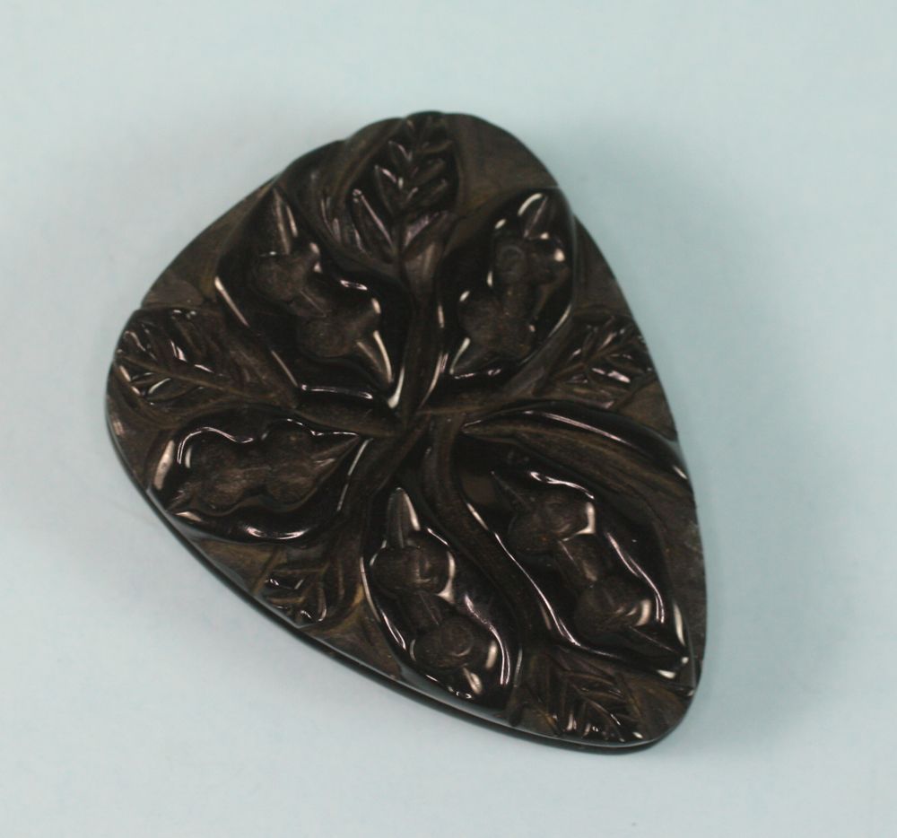 Vintage Bakelite Dress Clip Black Deeply Carved Leaf Motif Vintage Bakelite Dress Clip Black Deeply Carved Leaf Motif