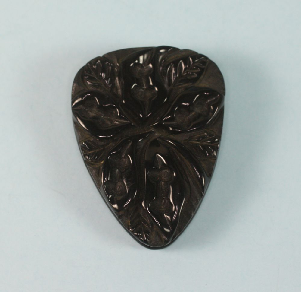Vintage Bakelite Dress Clip Black Deeply Carved Leaf Motif Vintage Bakelite Dress Clip Black Deeply Carved Leaf Motif