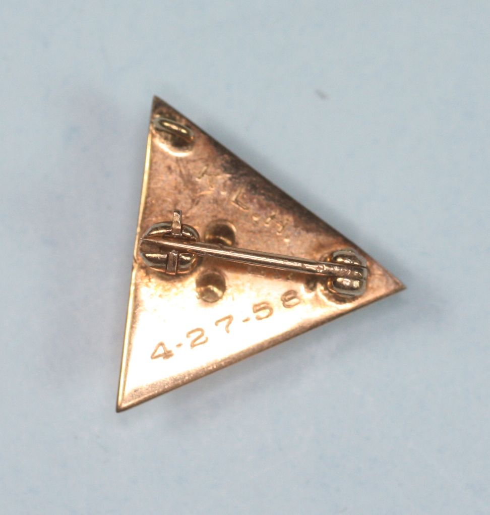 10K Gold Greek Pin Music Honor Society Mu Phi Epsilon Enameled 1958 10K Gold Greek Pin Music Honor Society Mu Phi Epsilon Enameled 1958