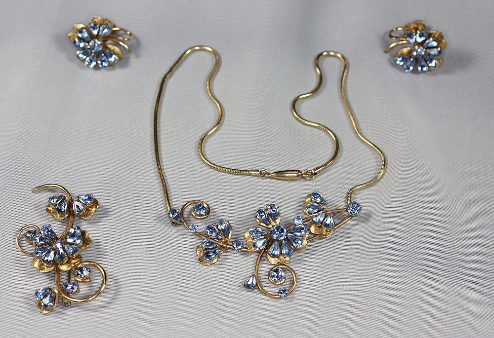 Blue Rhinestone Floral Design Parure Necklace Brooch Earrings Signed Krementz Blue Rhinestone Floral Design Parure Necklace Brooch Earrings Signed Krementz
