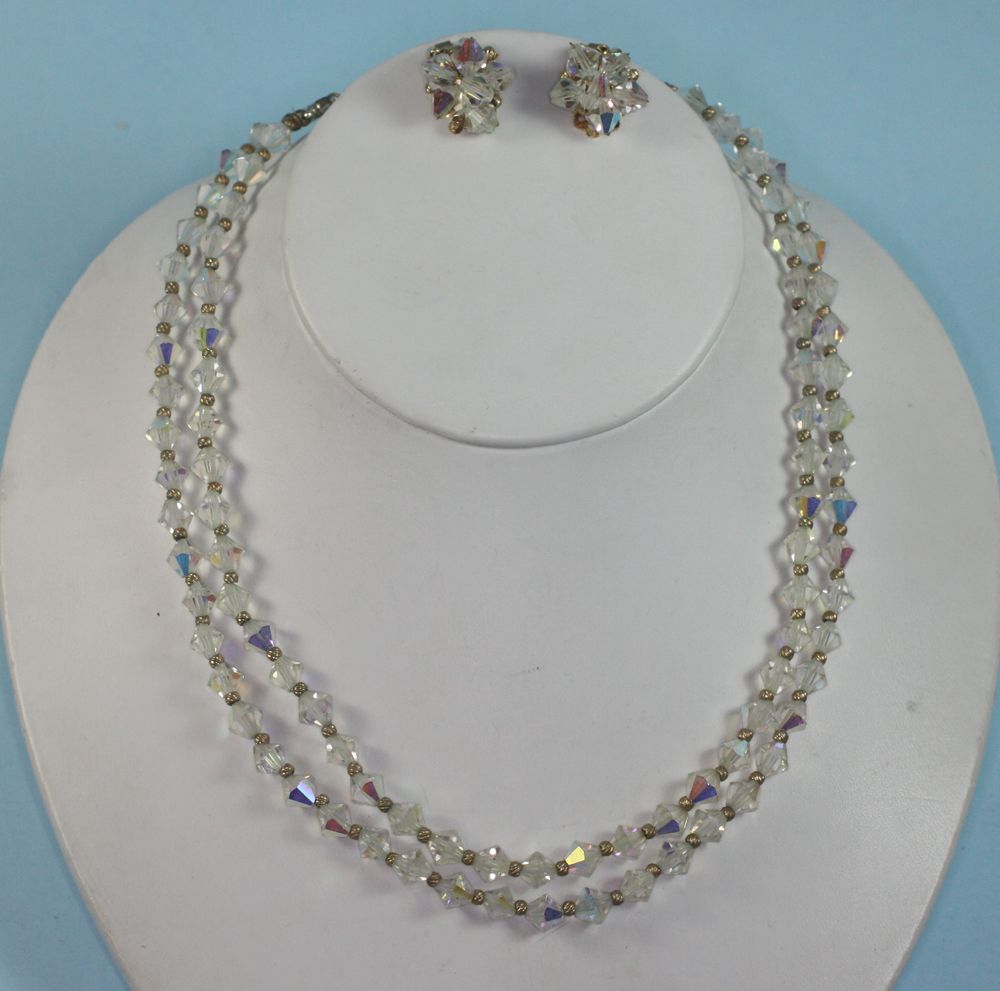 Aurora Borealis Crystal Necklace and Earrings Scitarelli Creations by Phyllis Aurora Borealis Crystal Necklace and Earrings Scitarelli Creations by Phyllis