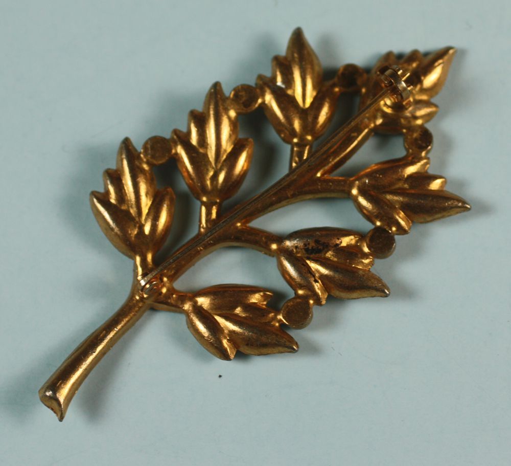 Blue Rhinestone Gold Tone Leaf Brooch Pin Vintage Blue Rhinestone Gold Tone Leaf Brooch Pin Vintage