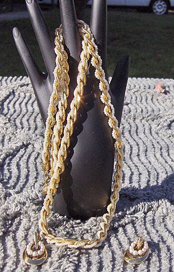 Signed Trifari Faux Pearl and Gold Tone Earring & Necklace Set Signed Trifari Faux Pearl and Gold Tone Earring & Necklace Set