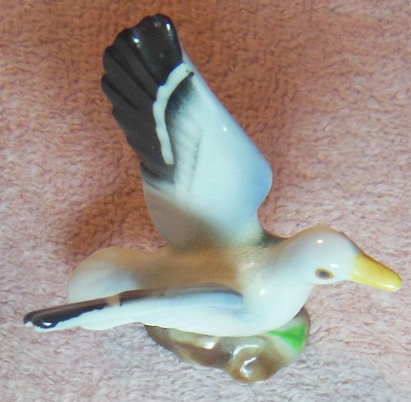 Pair of Miniature Bone China Seagulls Pair of Miniature Bone China Seagulls