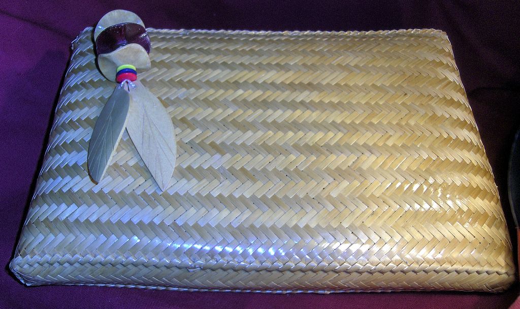 Attractive Envelope Style Woven Straw Clutch or Handbag Attractive Envelope Style Woven Straw Clutch or Handbag