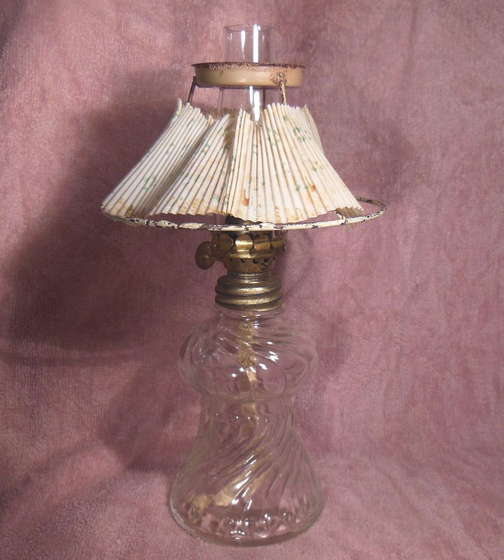 Miniature Clear Glass Bead Swirl P&A Mfg. Co. Acorn Table Top Oil Lamp