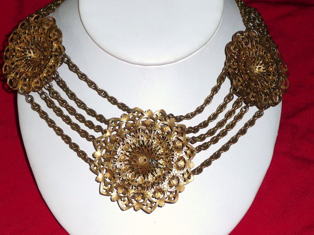 1930's Stupendous Filigree Necklace 1930's Stupendous Filigree Necklace