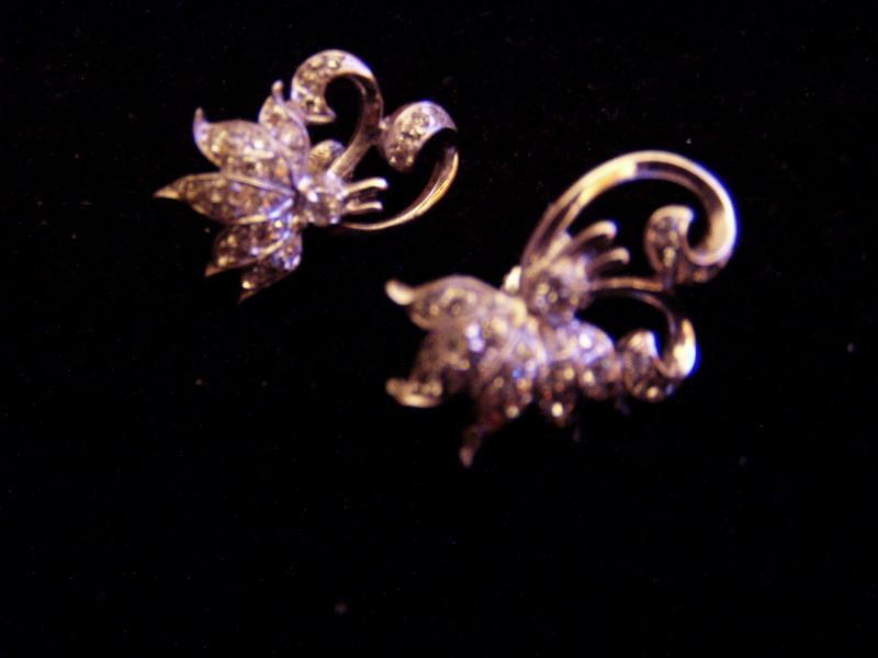 Pretty Vintage Sterling Rhinestone Earrings Flowers Pretty Vintage Sterling Rhinestone Earrings Flowers