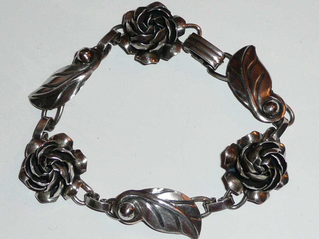 Vintage Sterling Silver Floral Bracelet Vintage Sterling Silver Floral Bracelet