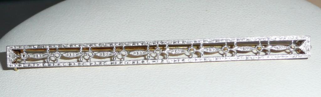 Antique 14K Gold Bar Pin Antique 14K Gold Bar Pin