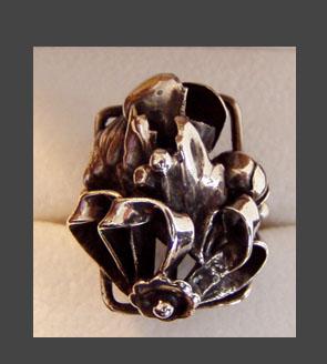 Sterling Ring Floral and Ribbons Vintage Sterling Ring Floral and Ribbons Vintage