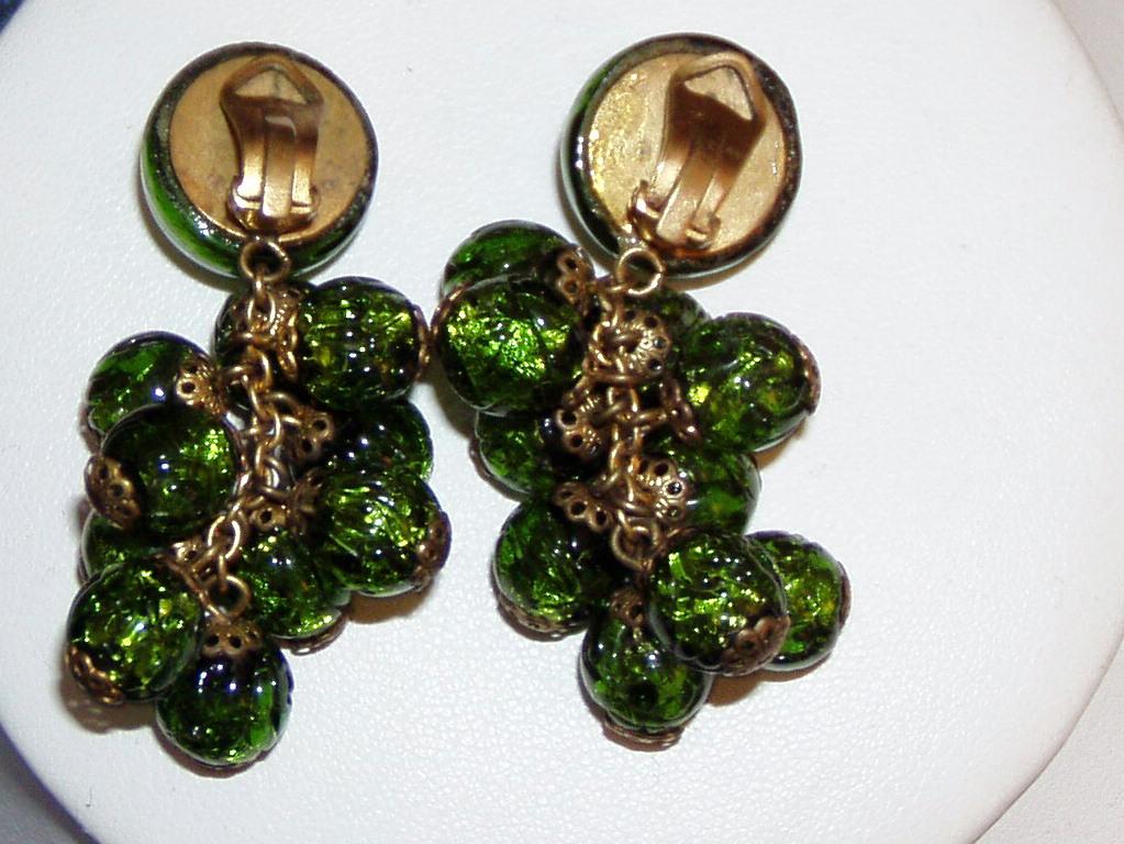 Vintage Green Foiled Glass Earrings Vintage Green Foiled Glass Earrings