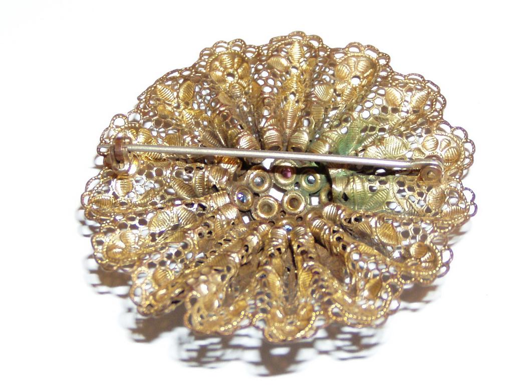 Vintage Pretty Lacy Rhinestone Brooch Vintage Pretty Lacy Rhinestone Brooch