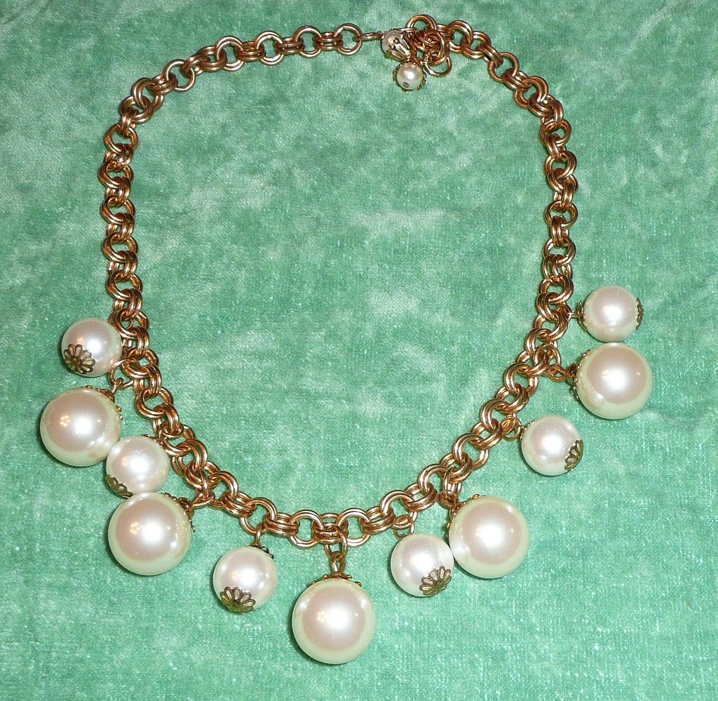 Necklace Large Faux pearls Necklace Large Faux pearls