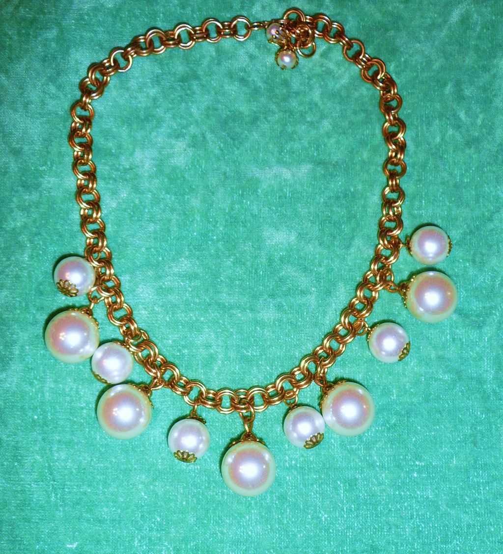 Necklace Large Faux pearls Necklace Large Faux pearls