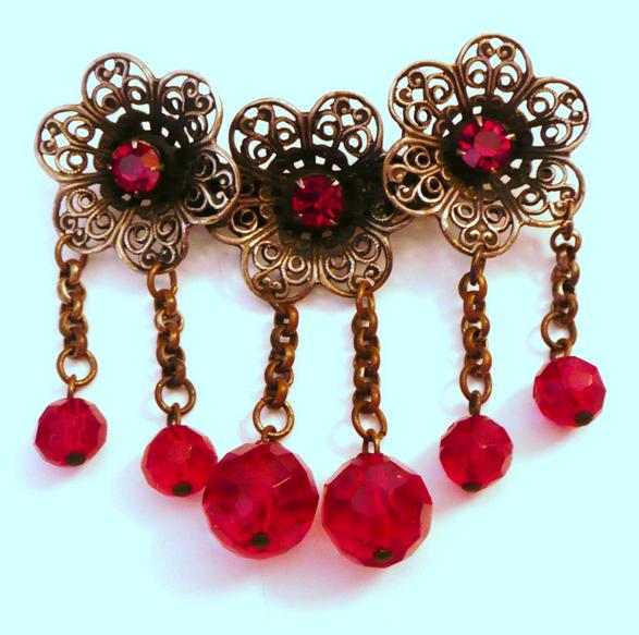 Art Deco Vintage Red Glass Pin Art Deco Vintage Red Glass Pin