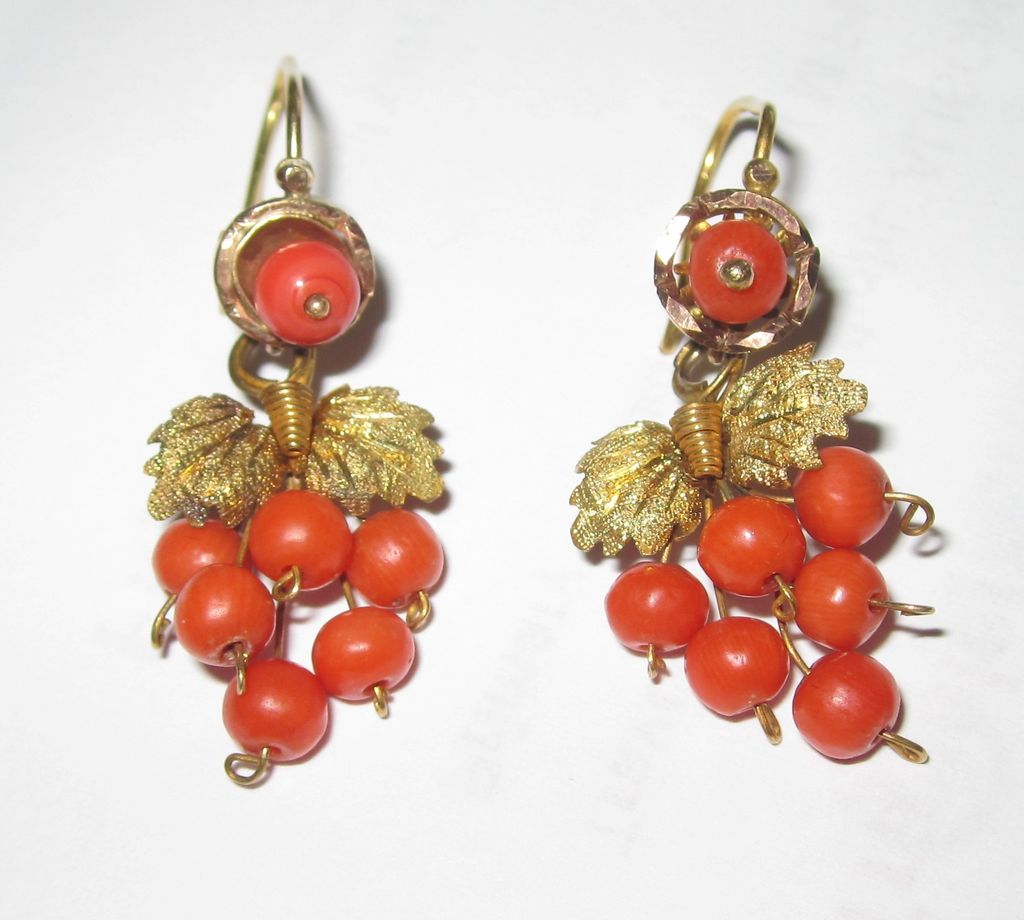 Victorian Coral Earrings Grapes Motif Victorian Coral Earrings Grapes Motif