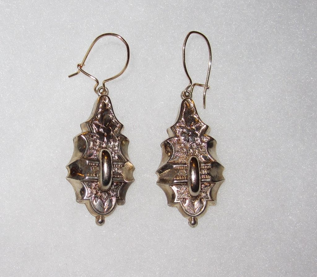 Victorian Earrings Engraved Design Victorian Earrings Engraved Design