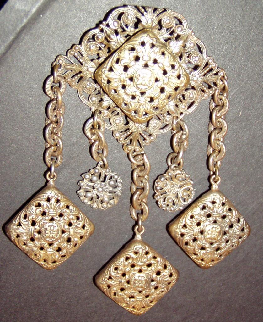 Huge Victorian Brooch Brass Filigree Huge Victorian Brooch Brass Filigree