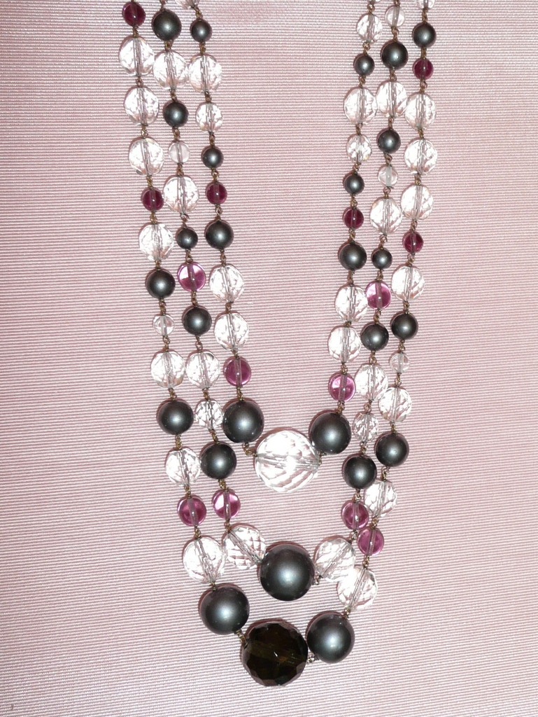 All Glass Beads Wired Together Necklace Gorgeous All Glass Beads Wired Together Necklace Gorgeous