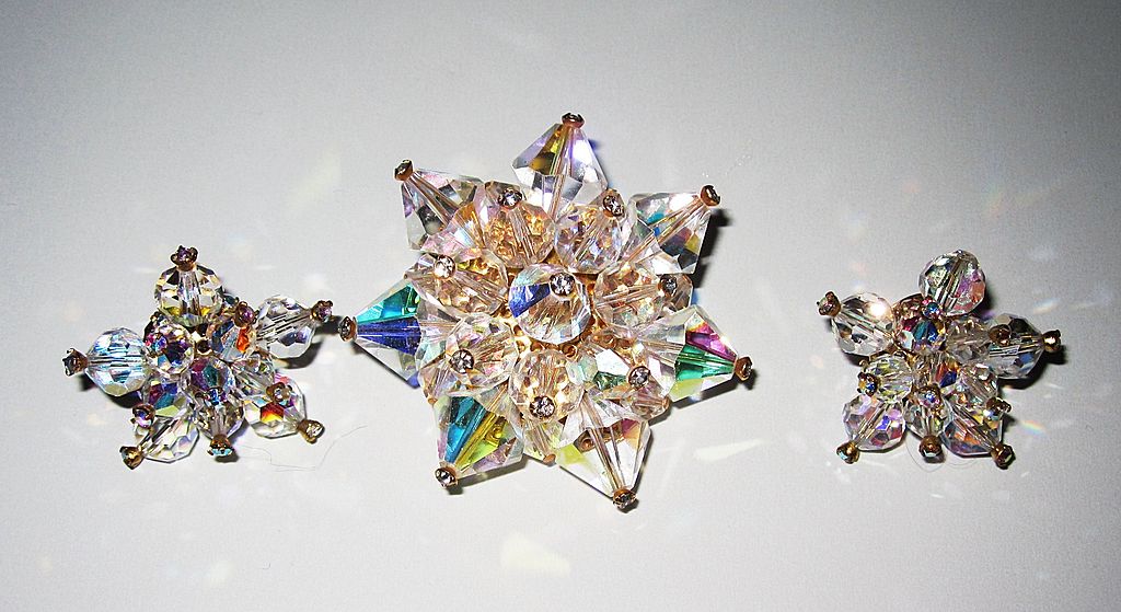 Beautiful Rainbow Crystal Brooch and Earrings Beautiful Rainbow Crystal Brooch and Earrings
