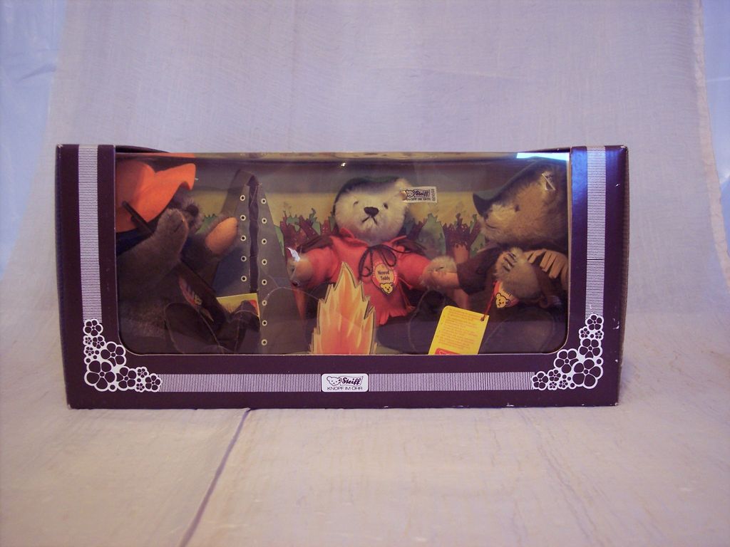 Steiff Teddy Bear Nimrod Set – Limited Edition Steiff Teddy Bear Nimrod Set – Limited Edition