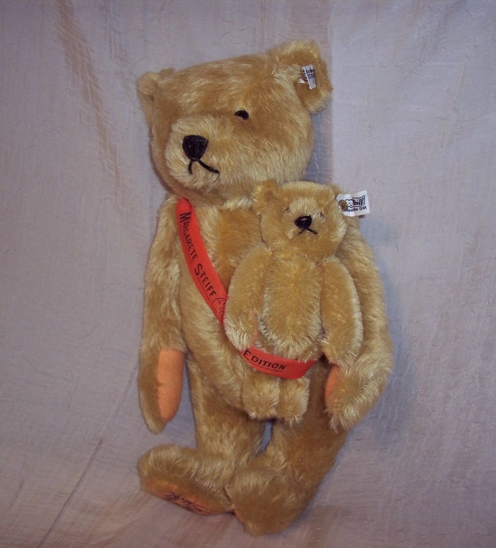 Steiff Teddy Bear – 2 Bear Set – Mama and Baby - Signed Steiff Teddy Bear – 2 Bear Set – Mama and Baby - Signed