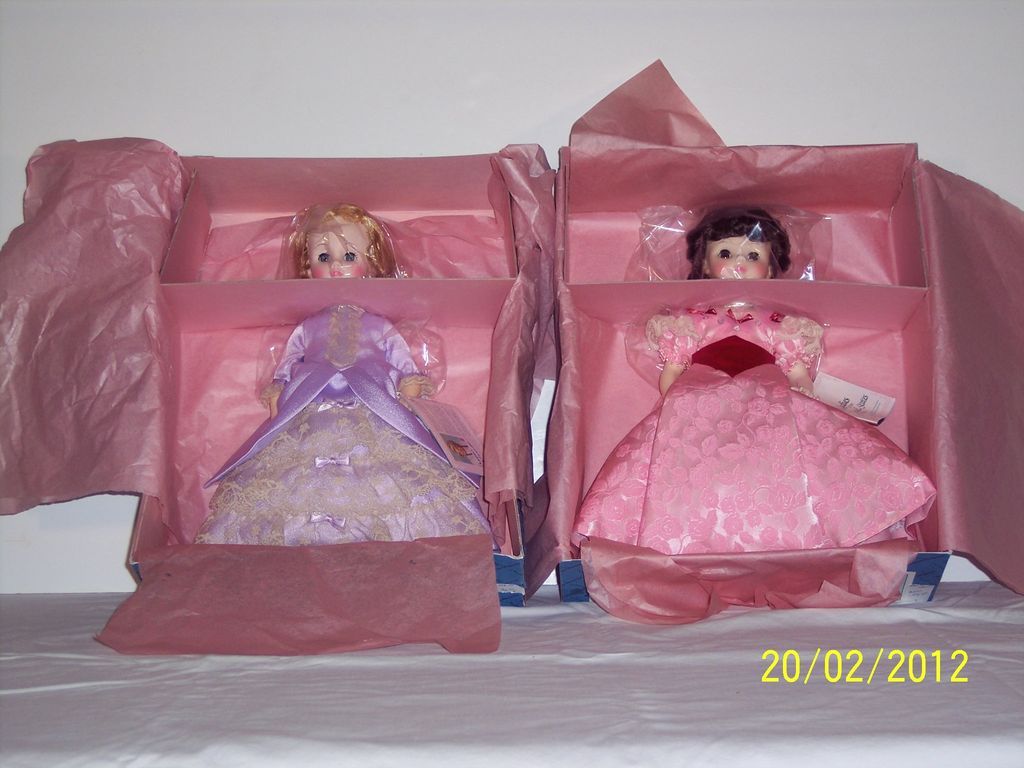 Madame Alexander - Set of 6 Dolls - First Ladies - Series IV - Six Dolls Madame Alexander - Set of 6 Dolls - First Ladies - Series IV - Six Dolls