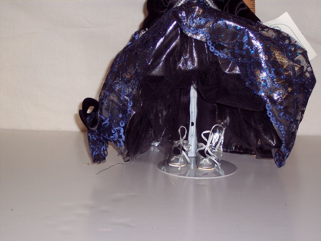 Robin Woods - Sabrina - 14" Doll by Ellen J. Salyers Robin Woods - Sabrina - 14" Doll by Ellen J. Salyers